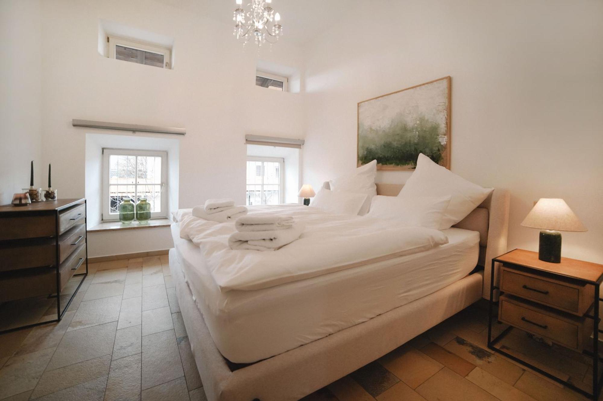 Loewenherz Homes Luxury Apartment - Stadt- Und Seenaehe - Fellnasenfreundlich - Lichtdurchflutet Stephanskirchen Kültér fotó