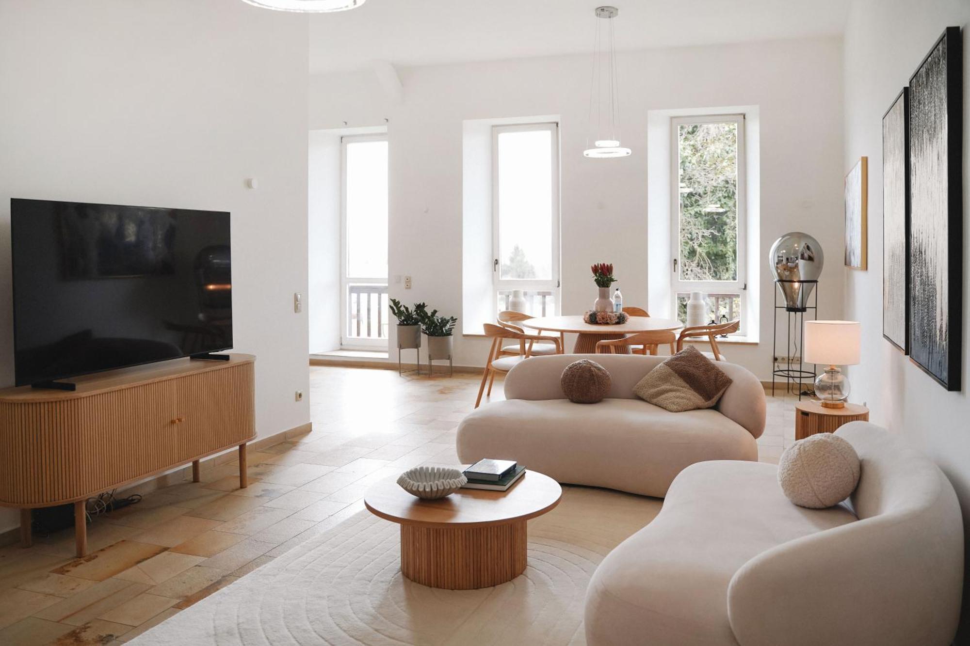 Loewenherz Homes Luxury Apartment - Stadt- Und Seenaehe - Fellnasenfreundlich - Lichtdurchflutet Stephanskirchen Kültér fotó