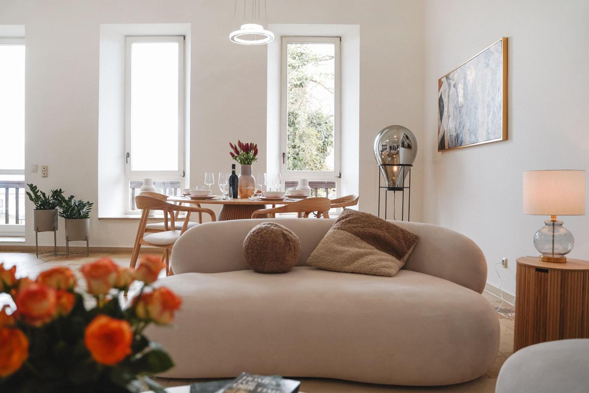 Loewenherz Homes Luxury Apartment - Stadt- Und Seenaehe - Fellnasenfreundlich - Lichtdurchflutet Stephanskirchen Kültér fotó